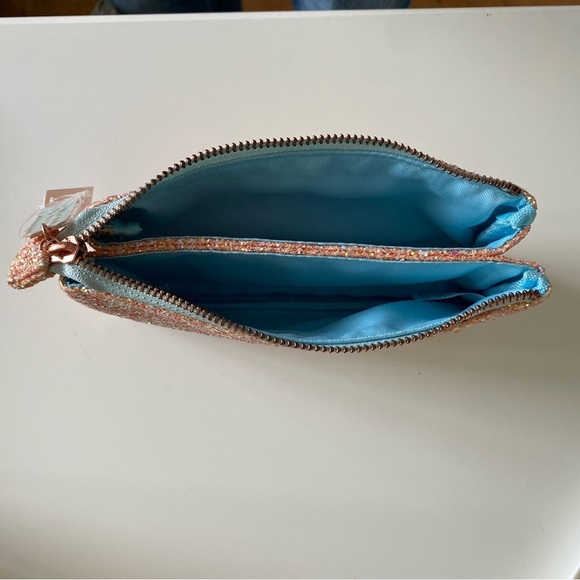 Sparkly Pink Pouch - Picture 3 of 4